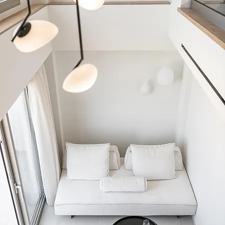 Iperion Aparthotel 4*