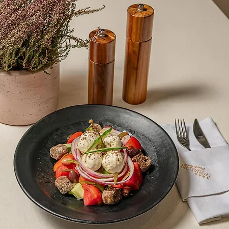 Iperion 4* העיירה רתימנו