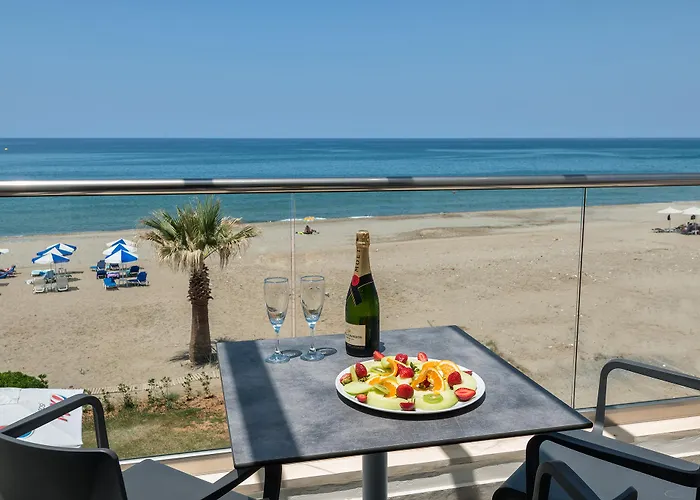 Ξενοδοχείο με διαμερίσματα Iperion 4*