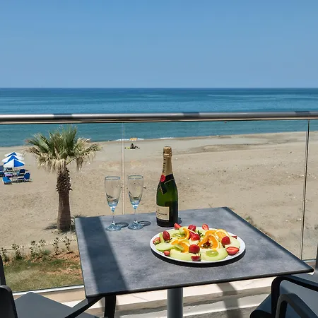 Aparthotel Iperion 4*